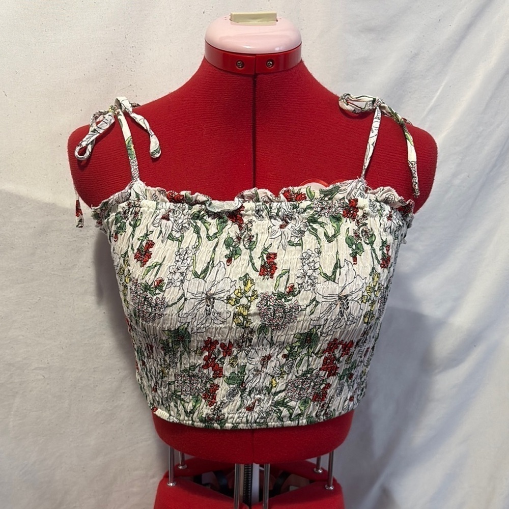 Forever 21 Green and Red Crop Tie Front Camisole LL136